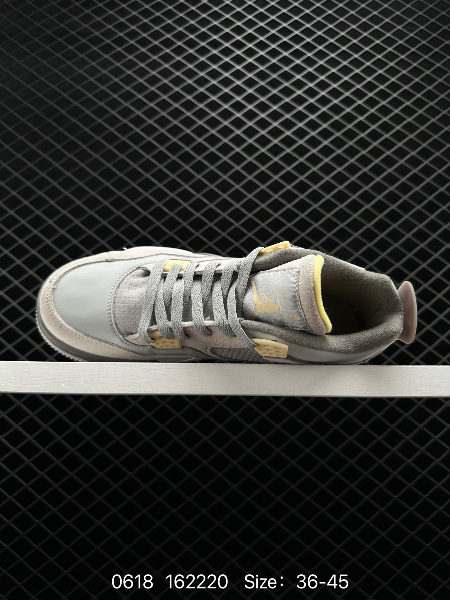 Air Jordan 4 Retro  AJ4